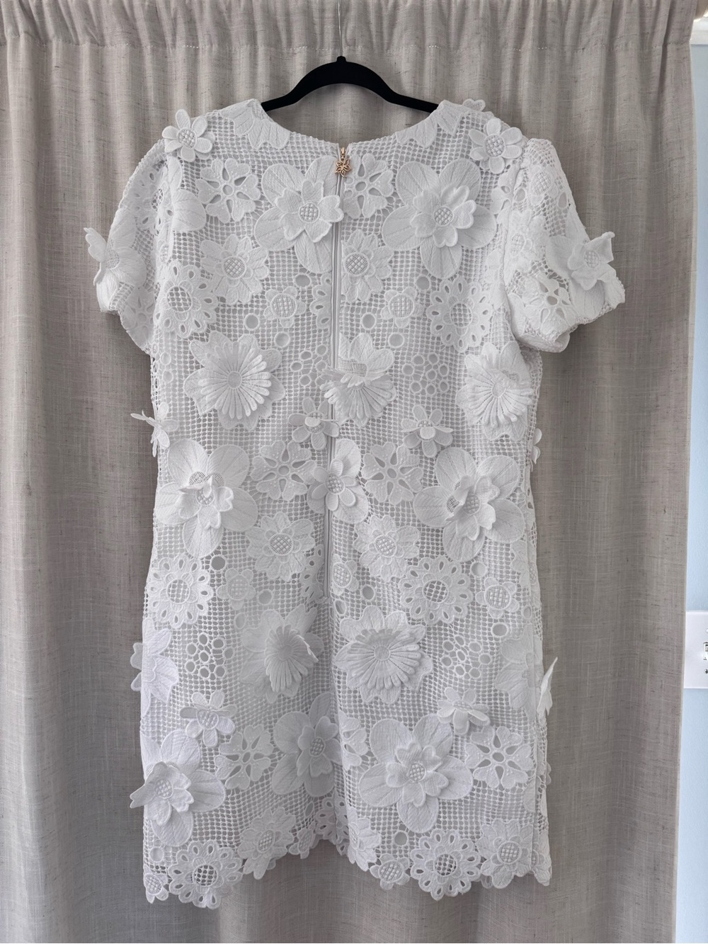 Lilly Pulitzer White 3D Floral Crochet Dress - Picture 2 of 5